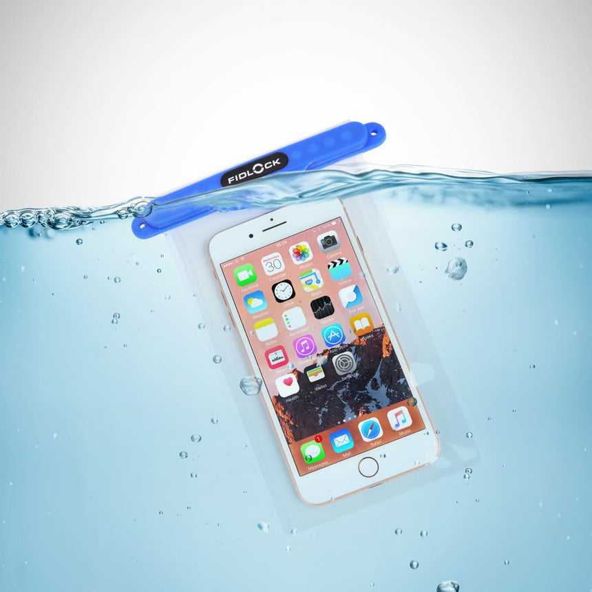 Fidlock Waterproof Phone Dry Case Medi Submerged in Water
