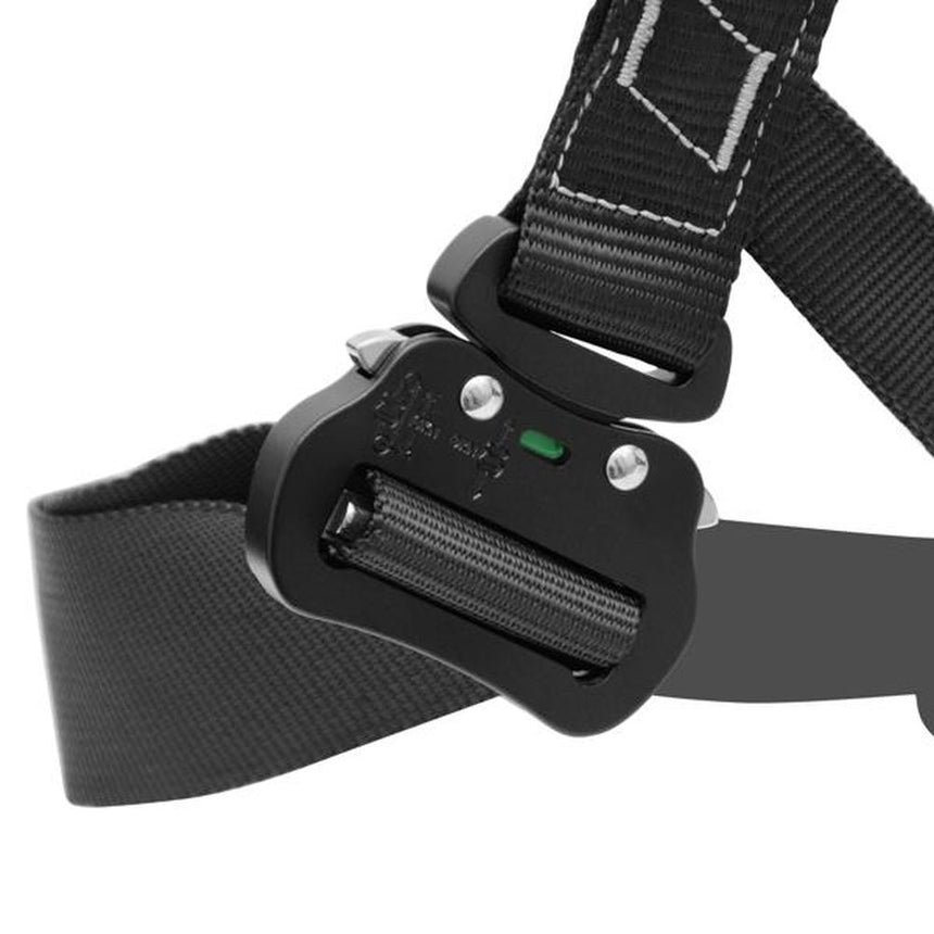 Kong Indiana Fast zoom on right thigh buckle