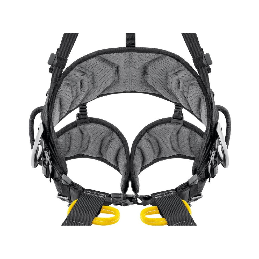 All contact zones use contoured foam and are lined with breathable material, including the shoulder straps, waistbelt and leg loops, making it more comfortable to work and move around.