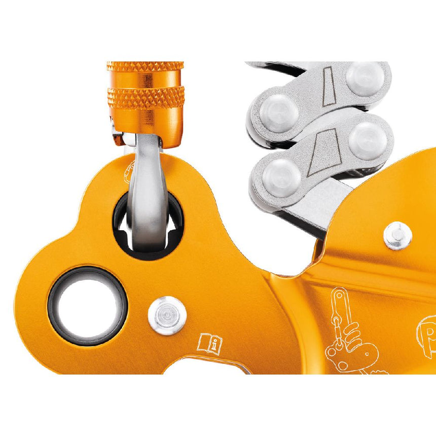 Petzl Zigzag Mechanical Prusik zoom on upper attachment hole
