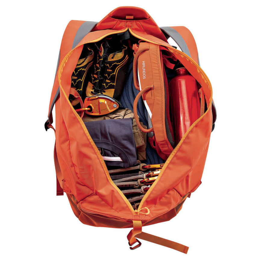 Open Petzl Kilff 36-litre volume rope bag demonstrating set up for rock climbing: stowing up to 100 m of rope, as well as all other climbing gear (such as harness, quickdraws, and shoes)
- Durable, abrasion-resistant exterior fabric