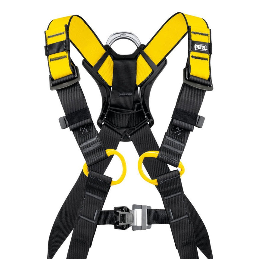 Petzl Newton Harness (European Version) Close up of the coluor-coded straps (yellow/black) which provide rapid identification of the upper and lower parts of the harness before donning.