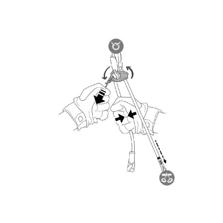 ADJUST features a hole for attaching a cord to more easily unblock the lanyard rope when it is weighted. 