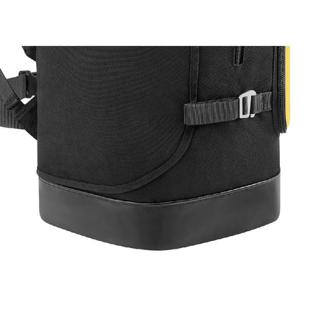 High-strength TPU material in areas most exposed to wear, allowing for regular to intensive use. 