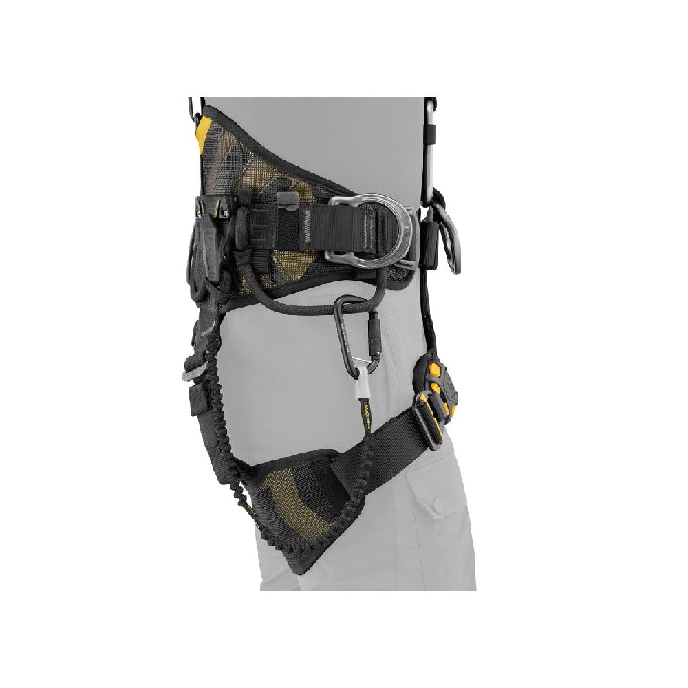 Petzl Tooleash elasticized tether offers optimal size-to-weight ratio and is easy and convenient to use. 