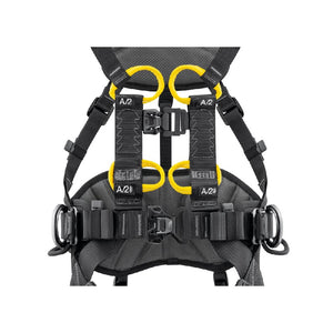 The VOLT is equipped with a LADDER CLIMB attachment point for progression along a vertical rail or cable-based fall protection system.