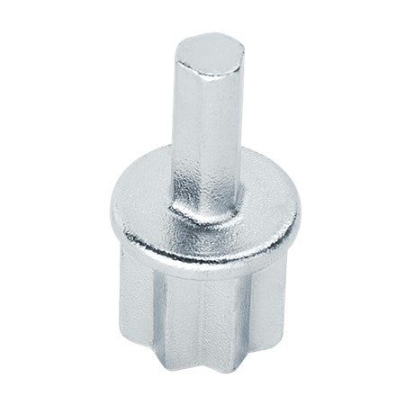This Power Tool Adapter enables the use of a drill to efficiently drive Harken’s LokHead Winch