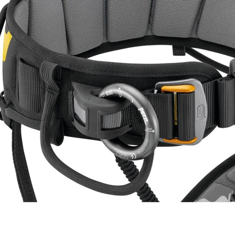 Petzl Falcon Seat Harness textile side attachment points, for occasional use, limit bulk and weight. They can be
converted to metal attachment points with the RING2SIDE accessory.