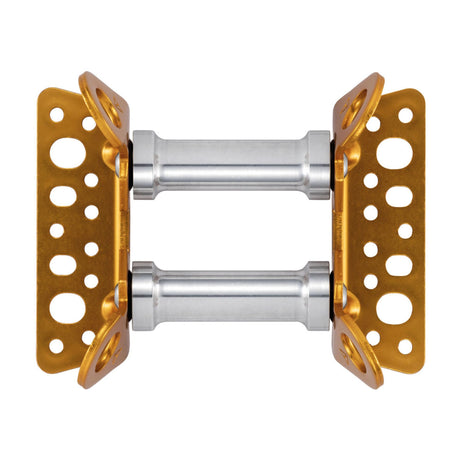 Petzl Roller Coaster multiple connection holes allow for choice of mounting options: 10 or 12 mm bolts, Pulse, Coeur Pulse. 